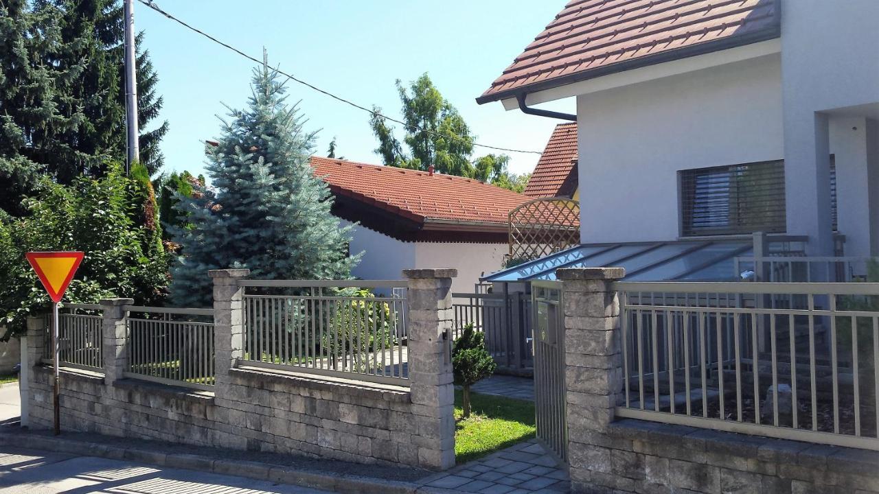 Studio Emma Ljubljana - Free Parking, Ac, Wifi ภายนอก รูปภาพ