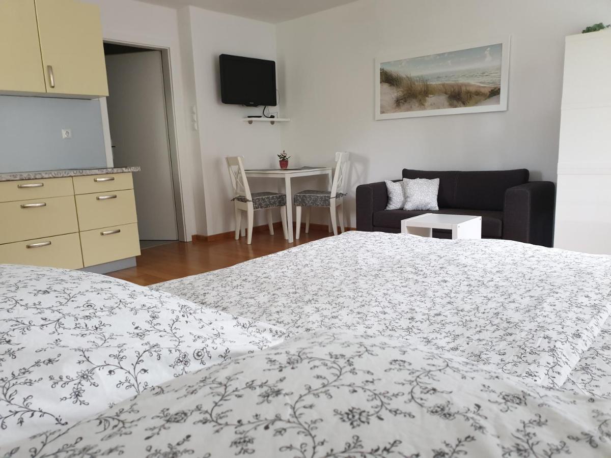 Studio Emma Ljubljana - Free Parking, Ac, Wifi ภายนอก รูปภาพ