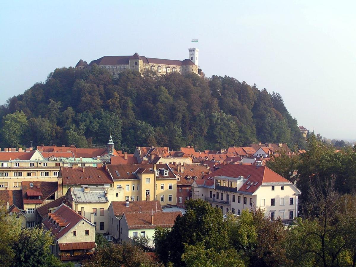 Studio Emma Ljubljana - Free Parking, Ac, Wifi ภายนอก รูปภาพ